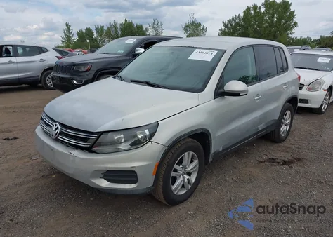 2013 Volkswagen Tiguan S z USA, uszkodzony, nr VIN WVGBV3AXXDW580007